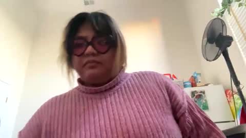 Snapshot of 69candyflowers chatting on 02-27-25, 01:38 69candyflowers online show from 02-27-25, 01:38