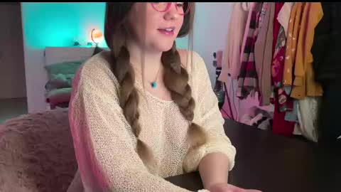 Snapshot of 69littlebig69 chatting on 02-22-25, 05:02 online show from 02-22-25, 05:02