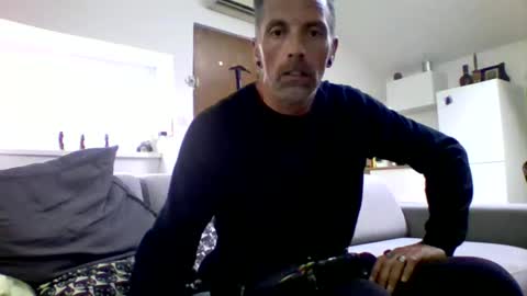 Num online show from 10-19-25, 07:42