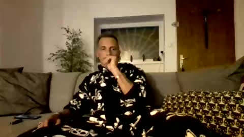 Snapshot of 69num69 chatting on 11-23-25, 06:19 Num online show from 11-23-25, 06:19