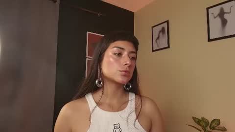 B R I E L A  online show from 06-15-26, 11:29