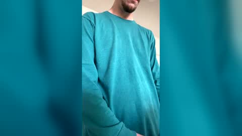 Snapshot of 6inchthrobber chatting on 03-04-26, 02:23 Daddy online show from 03-04-26, 02:23