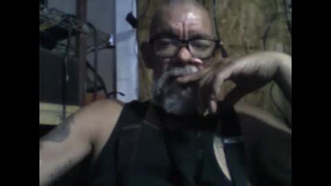 Snapshot of 710shatter chatting on 03-03-25, 09:33 710 online show from 03-03-25, 09:33