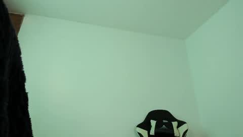    online show from 04-02-26, 10:07