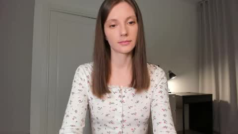 Anna online show from 05-18-26, 08:03