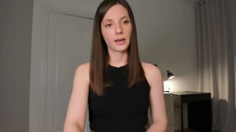 Anna online show from 06-22-26, 07:11