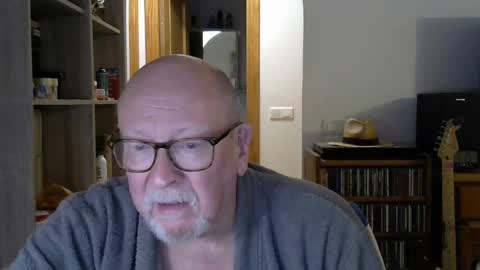  Papi  online show from 12-08-24, 06:17