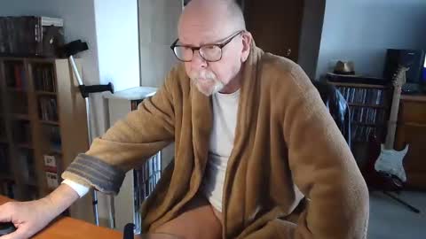  Papi  online show from 02-07-25, 12:39