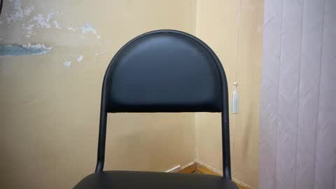 Snapshot of 7znkbob chatting on 02-04-25, 04:18 bob big head online show from 02-04-25, 04:18