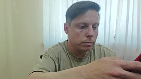Snapshot of 7znkbob chatting on 05-27-26, 06:10 bob big head online show from 05-27-26, 06:10