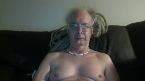 Snapshot of 808dred chatting on 04-01-26, 09:32 808dred online show from 04-01-26, 09:32