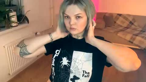 Ivy online show from 02-01-25, 01:55