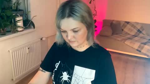 Ivy online show from 02-01-25, 04:56