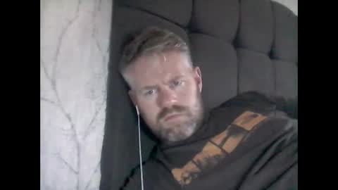 81jonnyx online show from 12-26-24, 01:54