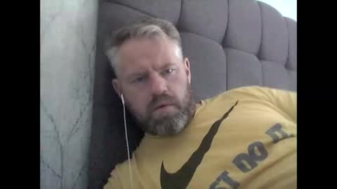 81jonnyx online show from 09-11-25, 08:36