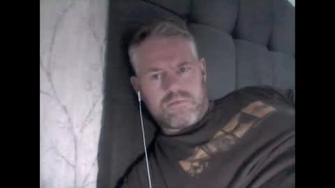 81jonnyx online show from 10-11-25, 11:42