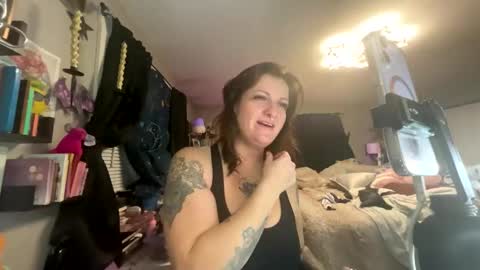 That girl online show from 02-12-26, 09:15