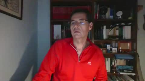 Snapshot of 8age chatting on 10-26-25, 10:58 8age online show from 10-26-25, 10:58