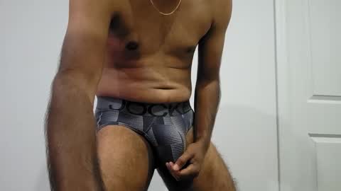 Snapshot of 8inch_desi chatting on 09-15-25, 02:11 8inch_desi online show from 09-15-25, 02:11