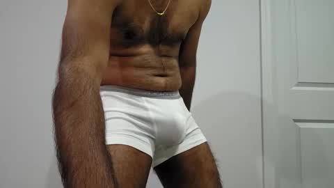 Snapshot of 8inch_desi chatting on 03-13-26, 02:18 8inch_desi online show from 03-13-26, 02:18