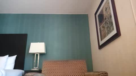 Snapshot of 8inch_desi chatting on 04-06-26, 03:02 8inch_desi online show from 04-06-26, 03:02