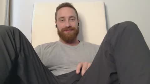 8InchesAndSomeHoles online show from 02-11-26, 05:51