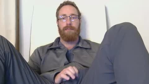 8InchesAndSomeHoles online show from 05-06-26, 07:41