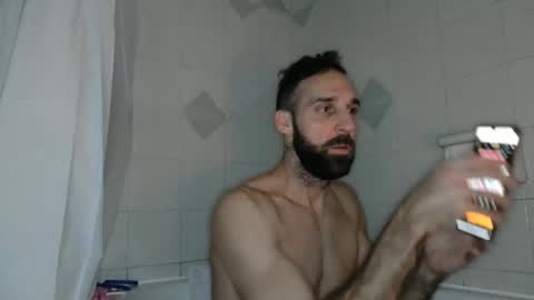 Snapshot of 8james5 chatting on 12-06-24, 03:41 8james5 online show from 12-06-24, 03:41