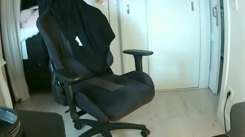 Arturo online show from 05-16-26, 10:36
