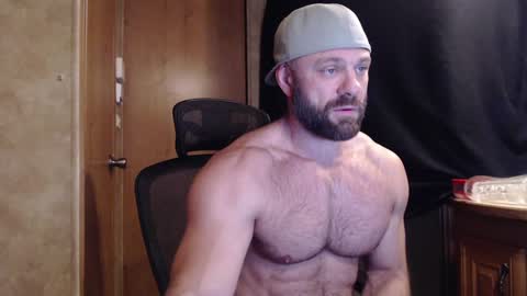 Snapshot of 9fat_inches chatting on 01-21-25, 03:59 9 fat inches online show from 01-21-25, 03:59