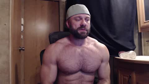 Snapshot of 9fat_inches chatting on 01-22-25, 04:13 9 fat inches online show from 01-22-25, 04:13