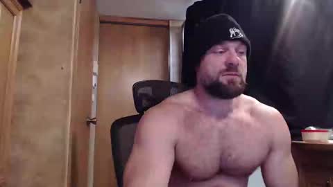 Snapshot of 9fat_inches chatting on 02-12-25, 06:09 9 fat inches online show from 02-12-25, 06:09