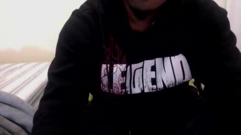 Snapshot of 9inchhammer chatting on 12-17-25, 08:20 9inchhammer online show from 12-17-25, 08:20