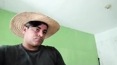 9vinhocamshow online show from 02-20-25, 11:31