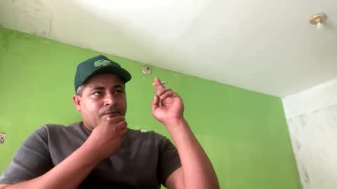 9vinhocamshow online show from 12-17-25, 11:49