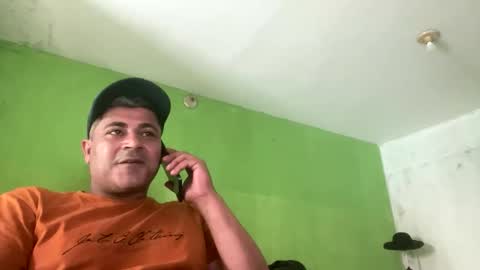 Snapshot of 9vinhocamshow chatting on 06-09-26, 12:39 9vinhocamshow online show from 06-09-26, 12:39