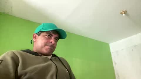 Snapshot of 9vinhocamshow chatting on 07-21-26, 12:18 9vinhocamshow online show from 07-21-26, 12:18