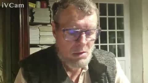 Snapshot of _123_voyeur_ chatting on 10-04-25, 07:01 _123_voyeur_ online show from 10-04-25, 07:01