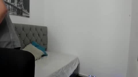 DERECK online show from 03-17-26, 09:45