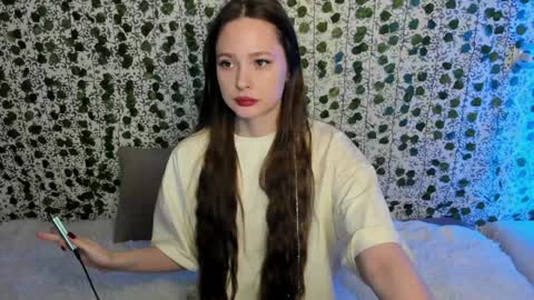 EMILY AND  MARCUS online show from 01-31-25, 02:17