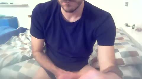 Snapshot of _89bet chatting on 12-15-24, 04:59 Bet online show from 12-15-24, 04:59