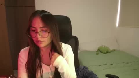 abby 3 online show from 05-19-26, 04:35