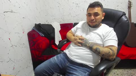     ----       online show from 01-22-25, 04:34