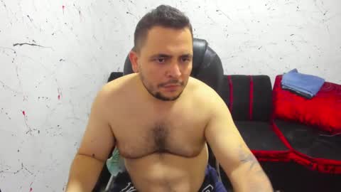     ----       online show from 03-12-25, 04:41