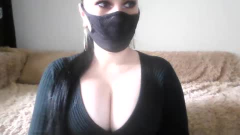 Adela online show from 05-10-26, 02:44