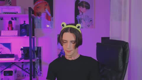 adrian online show from 10-12-25, 05:17