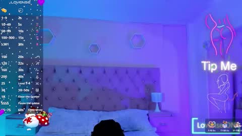 Snapshot of _agathaargent chatting on 10-05-25, 04:44 Agatha online show from 10-05-25, 04:44