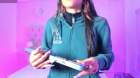 Snapshot of _agathaargent chatting on 11-03-25, 04:14 Agatha online show from 11-03-25, 04:14