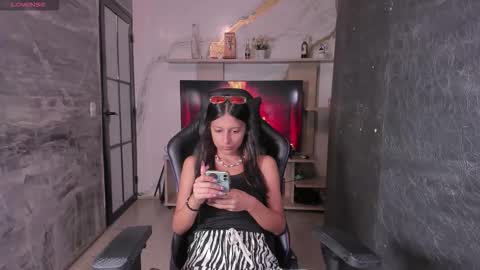 Agatha online show from 11-19-25, 08:20