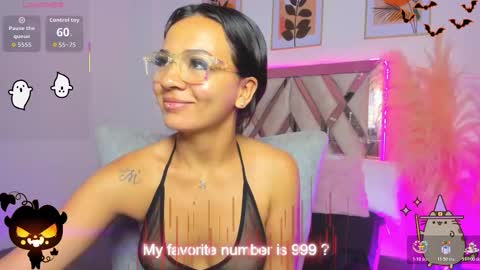 Snapshot of _akira22 chatting on 10-28-25, 08:29 Akira online show from 10-28-25, 08:29